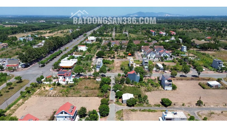 Đất nền Mặt Tiền đường Lê Hồng Phong Nhơn Trạch – Thích hợp cho thuê - kinh doanh dịch vụ.